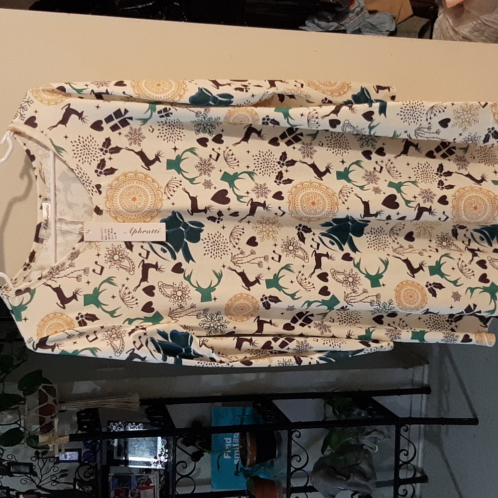 🎅🤶🌲🌲🎅🤶Getting ready for the holidays??😍  Tunic Christmas theme